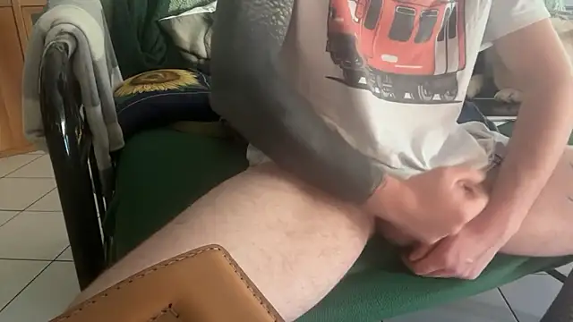 Damn bro23 online show from April 2026 10:48:01 AM