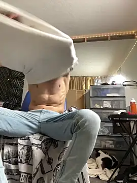 sexyhotstud12 online show from February 2025 12:41:02 AM