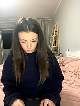 bunnythetailor online show from October 2025 11:05:01 PM