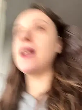 bunnythetailor online show from December 2025 01:06:01 PM