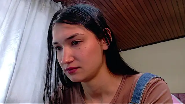 Sofii cutee online show from December 2025 12:33:02 PM