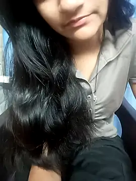 Tanu-00 online show from March 2025 10:10:02 AM