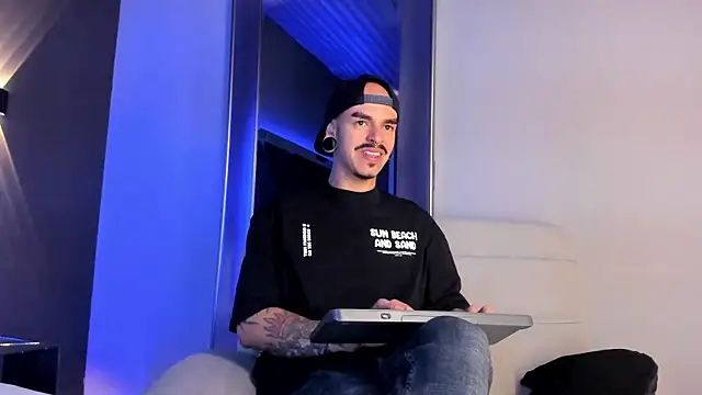 kaletattoo online show from October 2025 11:21:01 AM