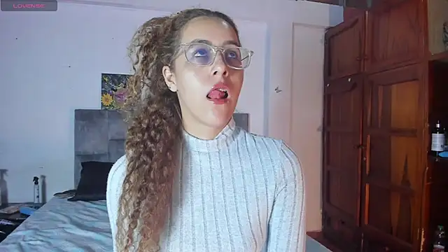 Isangel  online show from September 2025 03:52:01 AM