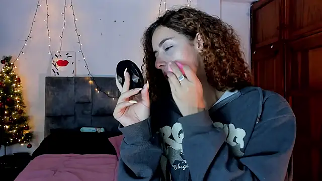 Isangel  online show from December 2025 03:59:02 AM