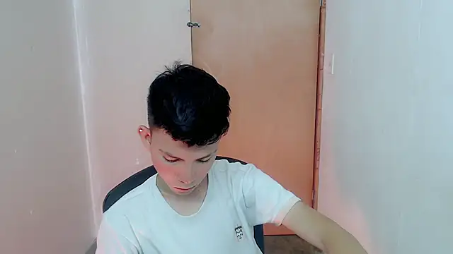 Alexxx lov online show from September 2025 01:00:02 PM