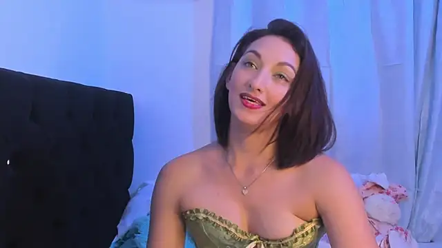 Snapshot of vicky__skinny_1 chatting on January 2025 01:07:01 PM vicky skinny 1 online show from January 2025 01:07:01 PM