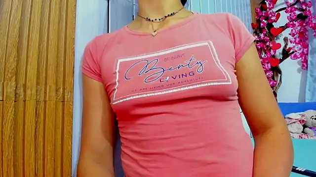 Snapshot of vicky__skinny_1 chatting on March 2025 03:32:01 AM vicky skinny 1 online show from March 2025 03:32:01 AM