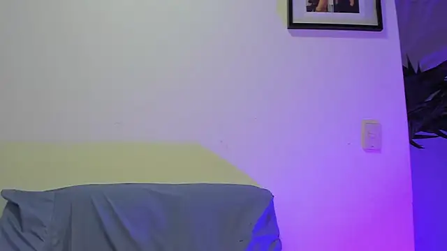 Snapshot of vicky__skinny_1 chatting on March 2025 12:09:02 PM vicky skinny 1 online show from March 2025 12:09:02 PM