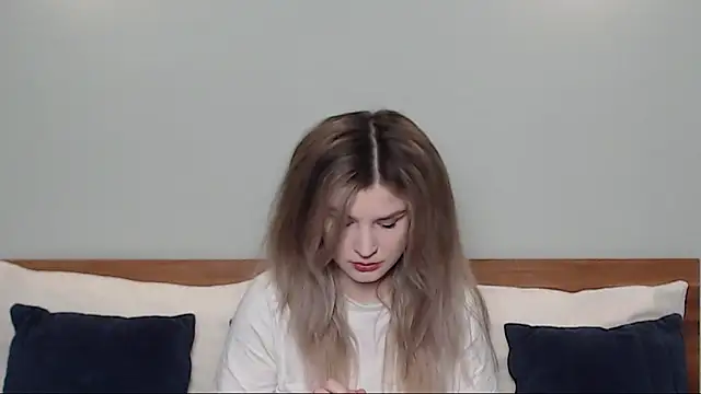 Chloe Addison online show from February 2025 06:10:02 PM