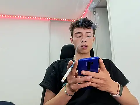 Snapshot of Juanmres chatting on September 2025 11:20:02 PM Juanmres online show from September 2025 11:20:02 PM
