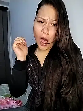 Vale Saenzz online show from January 2025 10:08:01 AM