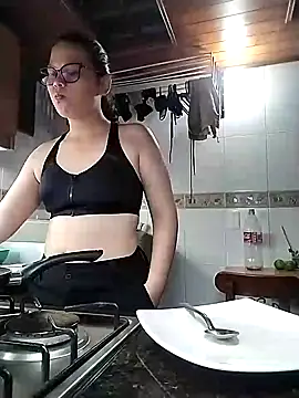 Vale Saenzz online show from February 2025 01:11:01 AM