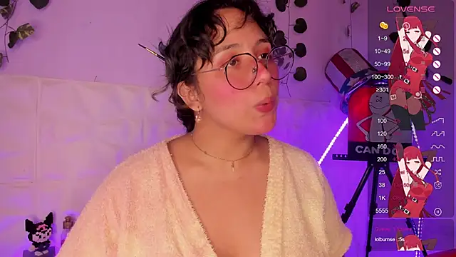 Snapshot of Ludovica6669 chatting on February 2025 12:41:02 AM Ludovica6669 online show from February 2025 12:41:02 AM