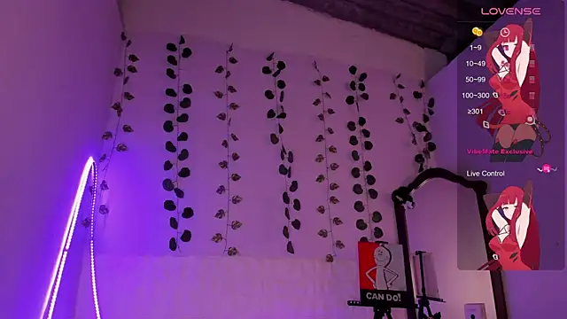 Snapshot of Ludovica6669 chatting on February 2025 09:37:02 PM Ludovica6669 online show from February 2025 09:37:02 PM