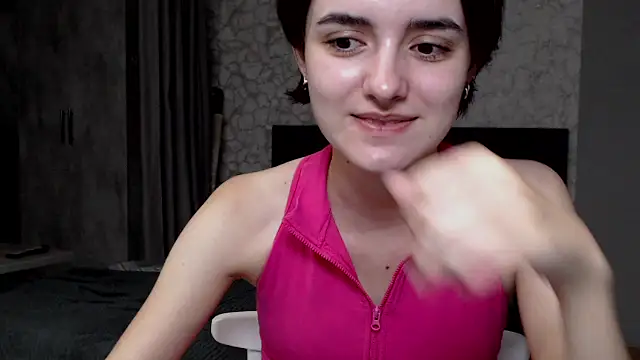 Snapshot of AmelieBanshee chatting on October 2025 02:31:01 AM AmelieBanshee online show from October 2025 02:31:01 AM