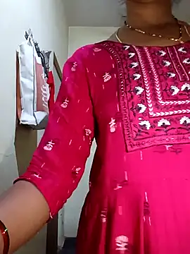 Snapshot of TeluguammayiMahi chatting on October 2025 09:45:02 PM TeluguammayiMahi online show from October 2025 09:45:02 PM