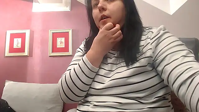 Wetandnaughtyxx online show from February 2026 09:42:02 AM