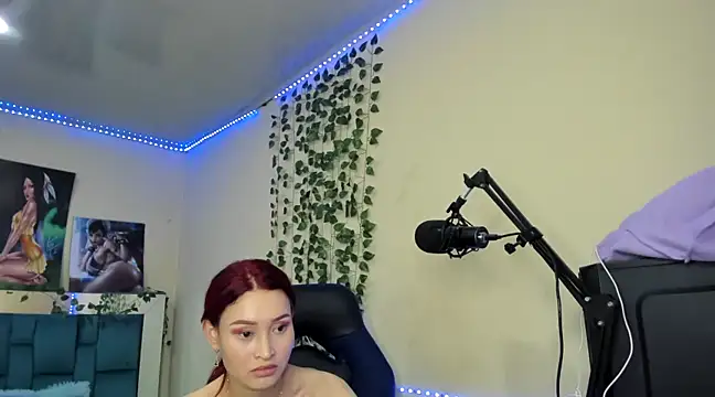 naomy hot 777 online show from February 2025 11:36:02 PM
