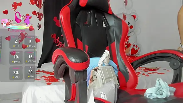 Snapshot of Nicol_TransGirl chatting on February 2026 04:31:01 AM Nicol TransGirl online show from February 2026 04:31:01 AM