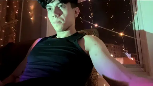 gabriel antonio21 online show from January 2025 03:33:02 AM