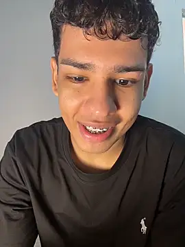 Santiago-Thompson online show from November 2025 04:00:02 PM