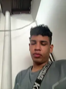 Santiago-Thompson online show from April 2026 06:13:02 PM