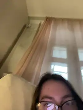 DearAlise online show from January 2026 12:10:02 PM