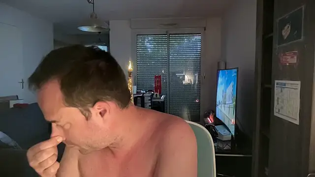 Funnyjul31 online show from April 2026 12:14:01 PM