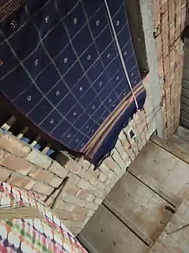 birds0641 online show from May 2026 05:55:02 PM