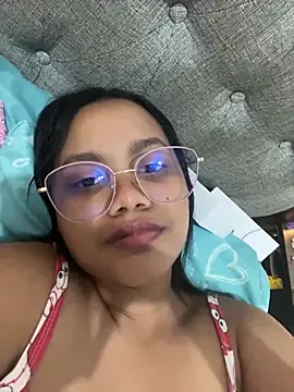 my cam online show from February 2025 06:50:02 AM