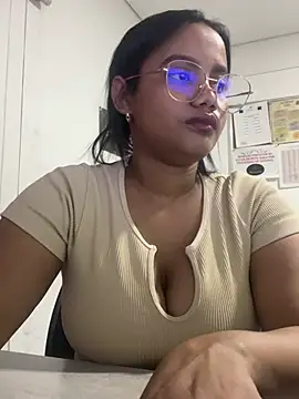 my cam online show from March 2025 09:37:02 PM