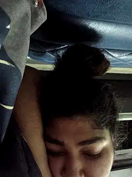 naina78910 online show from May 2026 06:49:02 PM