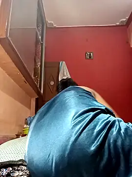 runi31 online show from September 2025 06:02:01 PM