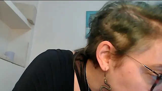 Ju-Hot online show from March 2026 07:59:01 PM