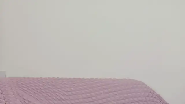 Snapshot of Tsukasa-xo chatting on November 2025 04:43:02 AM Tsukasa-xo online show from November 2025 04:43:02 AM