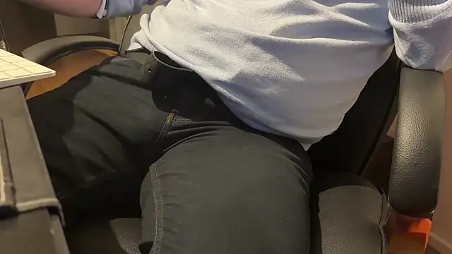 Snapshot of vincent1522 chatting on February 2025 07:21:01 PM vincent1522 online show from February 2025 07:21:01 PM