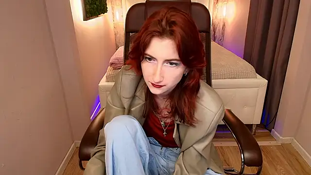 Snapshot of Violet_Moreau chatting on March 2026 08:39:01 PM Violet Moreau online show from March 2026 08:39:01 PM
