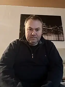 Pourleplasirs online show from February 2025 10:39:01 PM