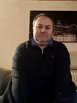 Pourleplasirs online show from February 2025 10:43:01 PM