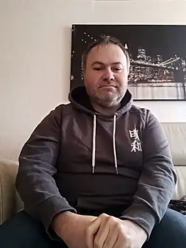 Pourleplasirs online show from February 2025 12:39:02 PM