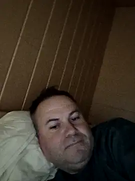 Pourleplasirs online show from November 2025 12:32:01 AM