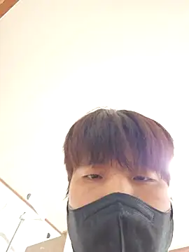 Tyyyggjju online show from October 2025 05:02:02 AM