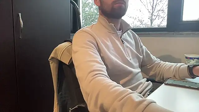 bullyboyy online show from November 2025 08:14:02 AM