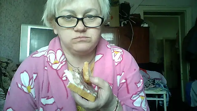 Mayya4321 online show from March 2026 12:19:01 PM