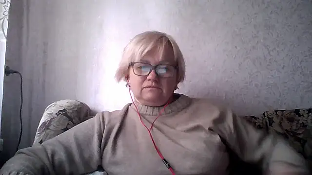 Snapshot of Mayya4321 chatting on April 2026 08:29:02 AM Mayya4321 online show from April 2026 08:29:02 AM