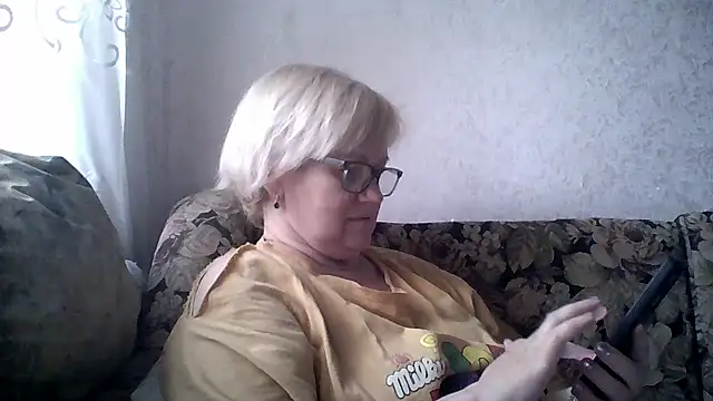 Snapshot of Mayya4321 chatting on May 2026 10:01:01 AM Mayya4321 online show from May 2026 10:01:01 AM