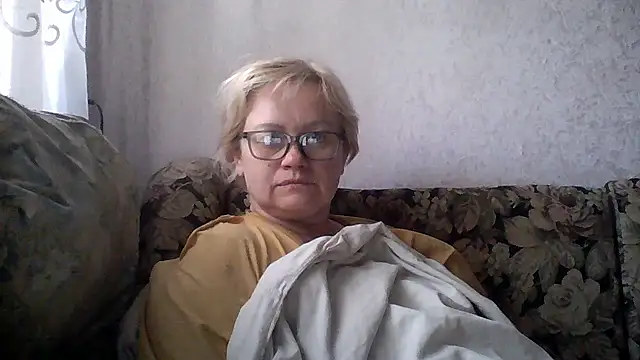 Snapshot of Mayya4321 chatting on May 2026 07:28:02 AM Mayya4321 online show from May 2026 07:28:02 AM