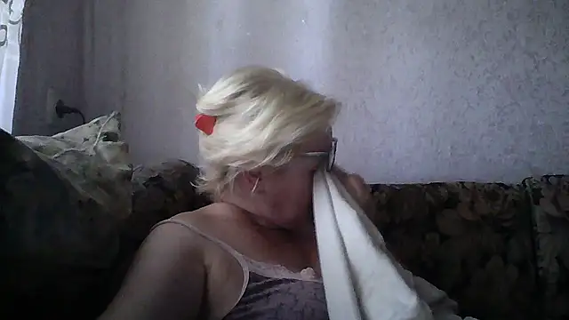 Snapshot of Mayya4321 chatting on June 2026 06:15:02 AM Mayya4321 online show from June 2026 06:15:02 AM