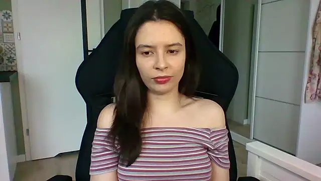 LariceSexy online show from April 2026 12:08:02 PM